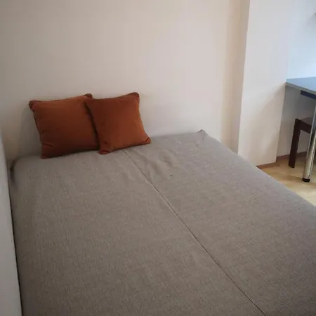 Bright And Sunny * 斯科普里