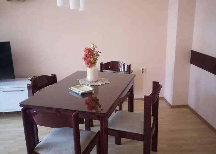 Bright And Sunny Апартаменти Скоп'є